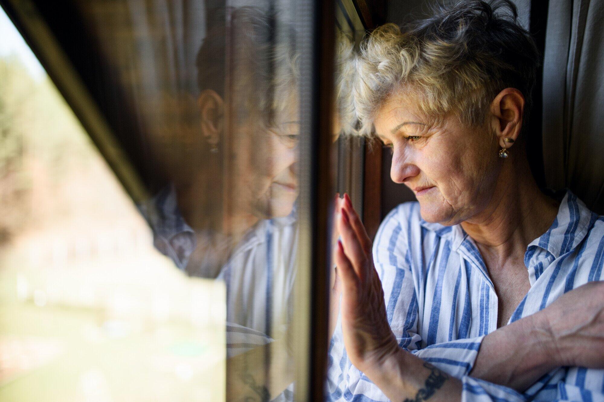How Independent Living Helps Prevent Social Withdrawal